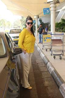 Kainaat Arora Snapped at Airport