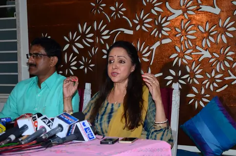 Hema Malini Takes a Press Conference for Plot Allotment Issue