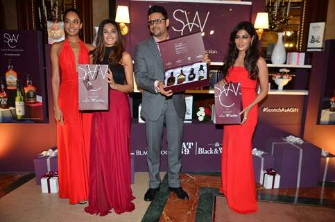 Beauties Shibani Dandekar, Lisa Haydon and Chitrangada Singh  at SWC 'Black Dog - Vat 69' Meet