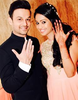 'Mugdha Chaphekar – Ravish Desai' Gets engaged