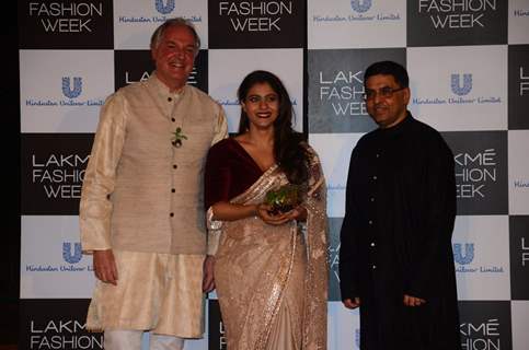 Kajol at Press Meet of Lakme Fashion Week