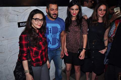 Preity Zinta Celebrates her Birthday With Salman Khan and Sussanne Khan at Olive