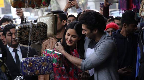 Aditya Roy Kapur Buys for Katrina Kaif at Janpath Market to Promote 'Fitoor'