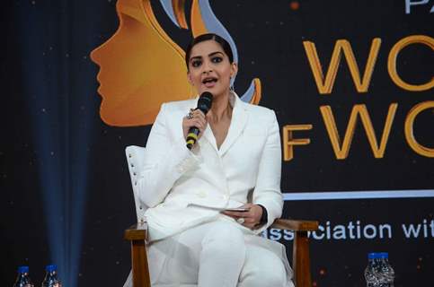 Sonam Kapoor at NDTV L'oreal Paris 'Women of Worth Awards'