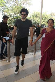 Aditya Roy Kapur Snapped at Airport