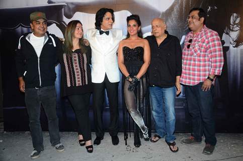 Richa Chadda, Mahesh Bhatt, Rahul Roy and Pooja Bhatt at On Location Shoot of 'Cabaret'