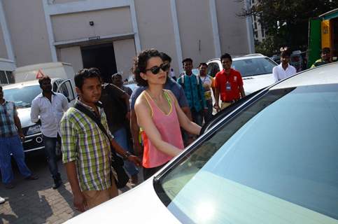 Kangana Ranaut's Chick Look: Snapped at Mehboob Studio!