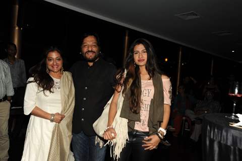 Roopkumar & Sonali Rathod and Doughter Reewa Rathod at Louiz Banks 75th Birthday Celebrations