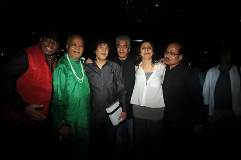 Sivamani , Pandit HariPrasad Chauraia , Ustad Zakir Hussain, Fazal Qureshi , Zakir Hussain