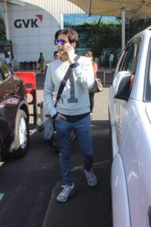 Jimmy Shergill Snapped at Airport