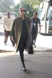 Airport Spotting: Style Diva Sonam Kapoor