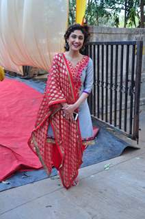 Ragini Khanna Snapped at Anurag Basu's Saraswati Pooja