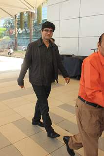 Prasoon Joshi Snapped at Airport