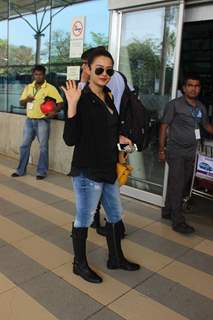 Surveen Chawla Snapped at Airport