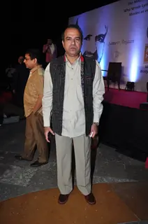 Suresh Wadkar at Event of Sameer Anjaan Receiving the Guinness World Record Certificate!