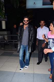 Airport Diaries: Shah Rukh Khan Returns from Delhi