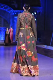 Neeta Lulla Show at Make in India Bridal Couture Show