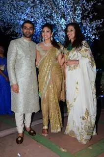 Shobhaa De poses with her Daughter and Son-in-law