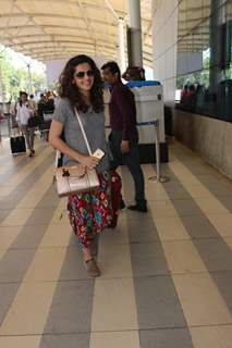 Taapsee Pannu Snapped at Airport