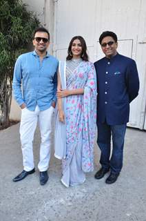 Atul Kasbekar, Sonam Kapoor and Ram Mahvani for Promotions of 'Neerja'