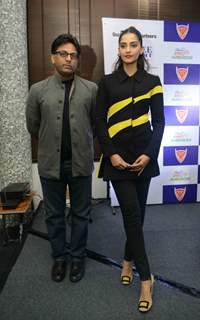 Sonam Kapoor with Ram Madhvan at Pro Kabaddi in Delhi