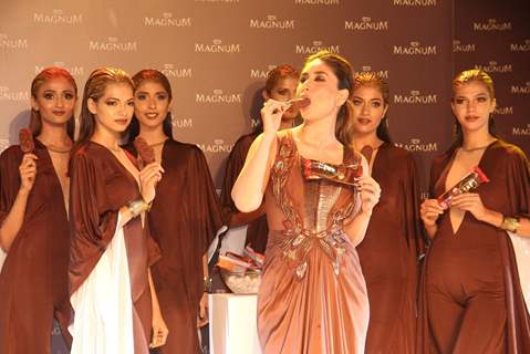 Kareena Kapoor Tastes 'Magnum' Ice Cream at Promotional Event