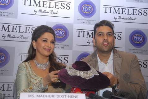 Madhuri Dixit Ties Up with PNG Jewellers to Lauch Her Own Jewellery Line 'TIMELESS'