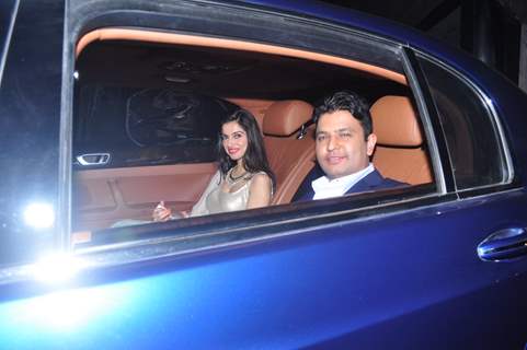 Bhushan Kumar and Divya Khosla at Dr. Agarwal's Daughter's Wedding