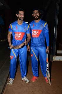 Jay Bhanushali and Suyash Rai at T-20 Cricket Match