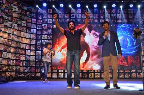 Shah Rukh Khan at Trailer Launch of 'FAN'