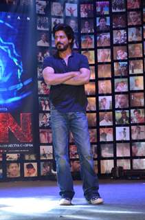 Shah Rukh Khan interacts with Fans at Trailer Launch of 'FAN'