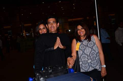 Richa Chaddha with filmmaker Omung Kumar spotted at Airport!