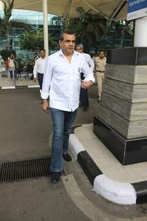 Paresh Rawal at Snapped at Airport