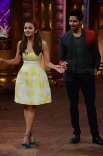 Sidharth Malhotra and Alia Bhatt at Comedy Nights Bachao for Kapoor & Sons Promotions