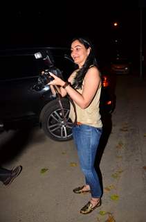 Manyata Dutt got snappy with media at Rajkumar Hirani's dinner