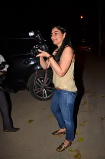 Manyata Dutt got snappy with media at Rajkumar Hirani's dinner