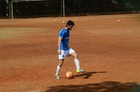 Snapped: Karan Wahi Practicing Soccer!