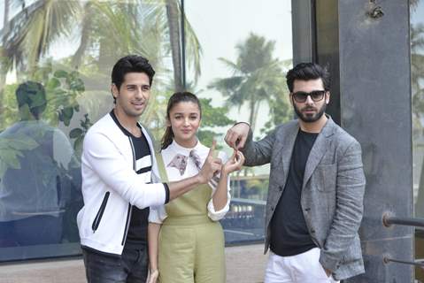 Fawad Khan, Alia Bhatt and Sidharth Malhotra pose for Kapoor & Sons Photo Shoot