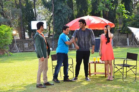 Arjun Kapoor Promotes Ki and Ka on a TV Show Set