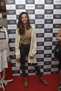 Shibani Dandekar at 'Teach For India' Educational Event