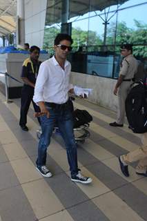 Manoj Bajpayee Snapped at Airport