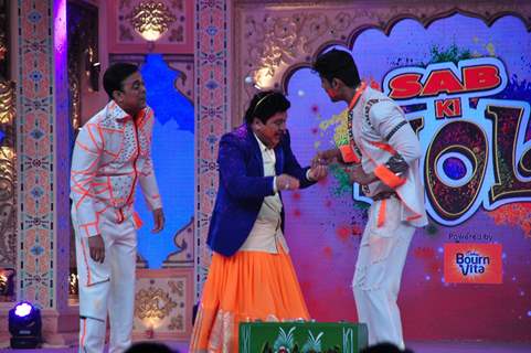 Sumeet Raghavan, Ali Asgar and Punit Talreja perform at SAB TV Holi Celebrations
