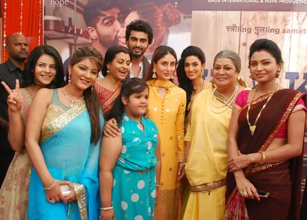 Promotions of Ki and Ka on the sets of Thapki...Pyaar Ki