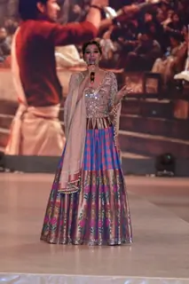 Sophie Choudry on Ramp CPAA Fevicol Show