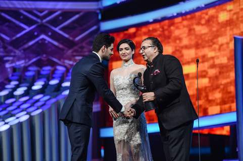 Sooraj Pancholi and Karishma Tanna at TOIFA Awards