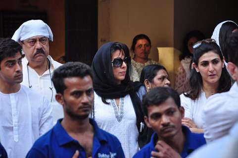 Pooja Bedi at Dara Singh's Mother's Funeral