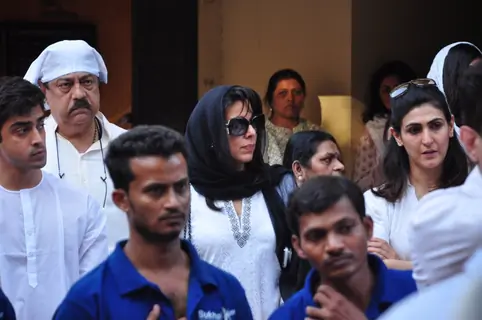 Pooja Bedi at Dara Singh's Mother's Funeral