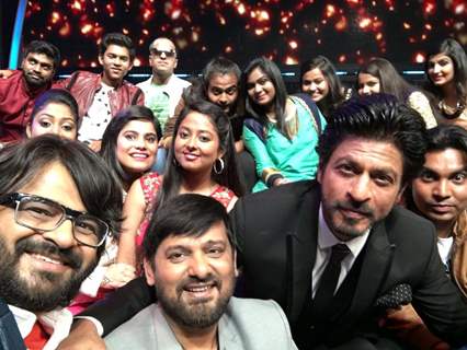 Pritam shoots with Shahrukh Khan for Sa Re Ga Ma Pa