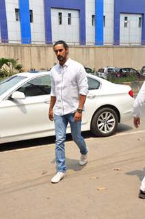 Kunal Kapoor at Prayer Meet of Late Dara Singh's Wife