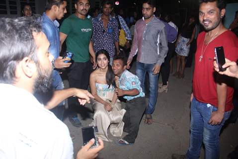 Shriya Saran poses with a Fan at Lakme Fashion Show 2016